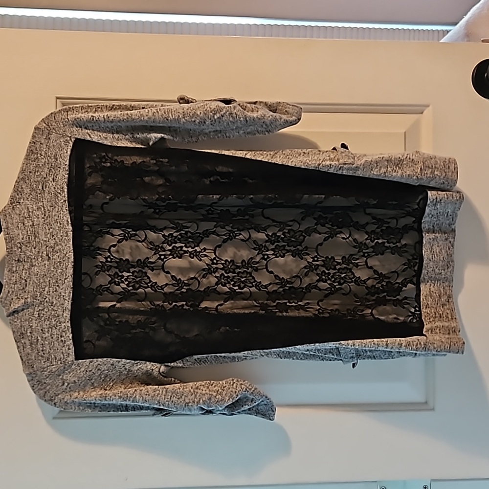 Cardigan - Picture 4 of 4